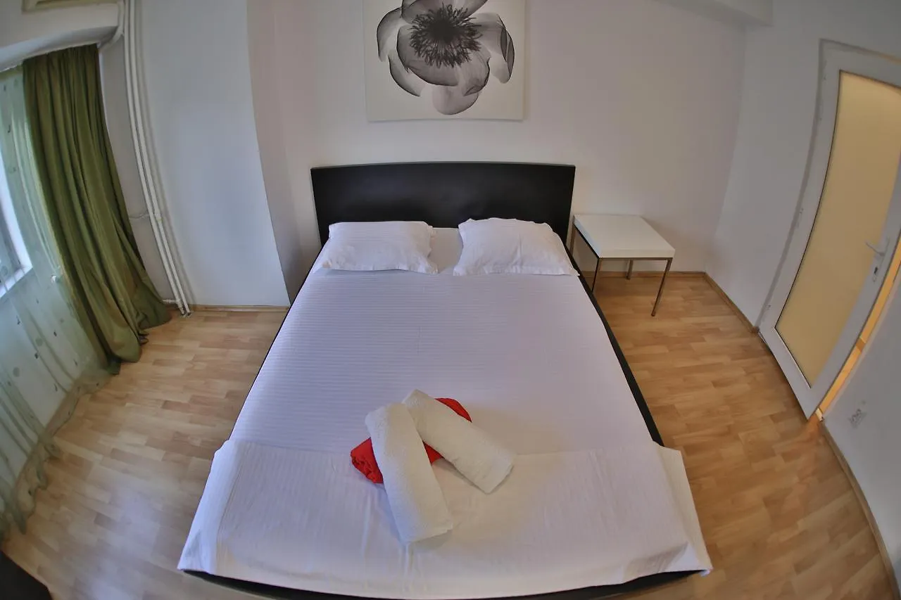 Dream Residence Decebal Apartment Bucharest